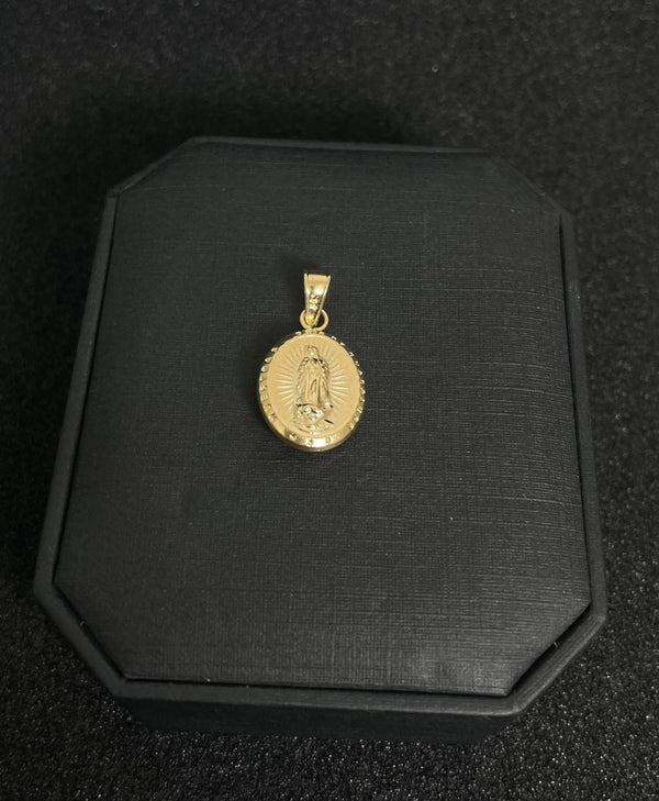 DIJE VIRGEN GUADALUPE 0,88D LARGO 2CM ANCHO 1CM NACÍ ORO 18KT