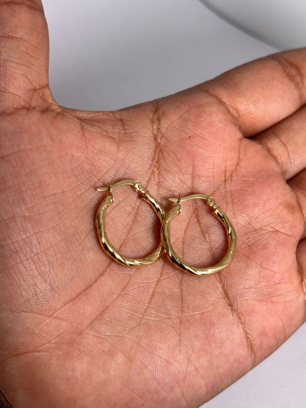 CANDONGA 1,72GR ALTO 2,3CM ANCHO 2CM NACI ORO 18KT