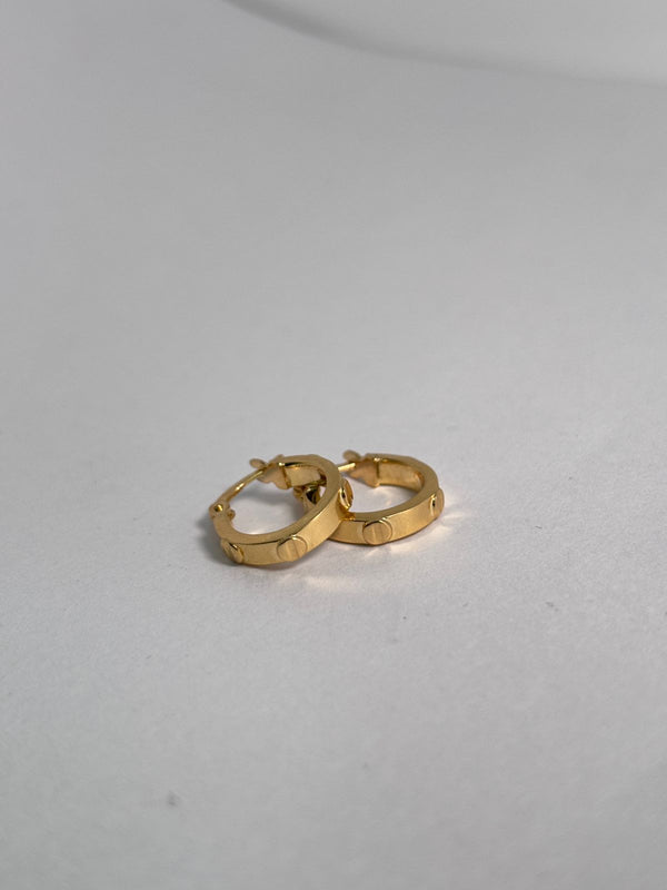 CANDONGAS CT 1,57GR ALTO 1,5CM ANCHO 1,2CM NACI ORO 18KT