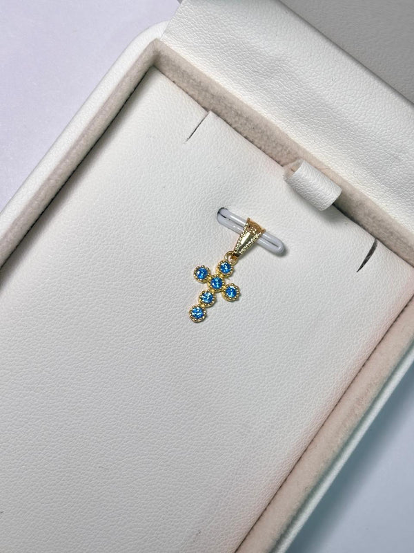 DIJE MINI CRUZ CIRCONES AZUL 0,68D LARGO 2CM ANCHO 1,9CM NACI ORO 18KT